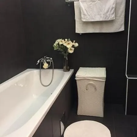 3 Welcoming Bedrooms + Large Terrace