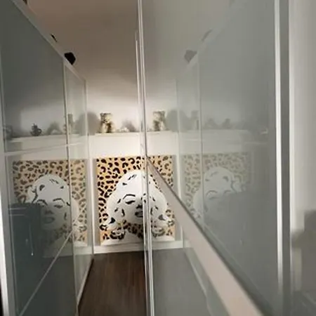 3 Welcoming Bedrooms + Large Terrace * 룩셈부르크